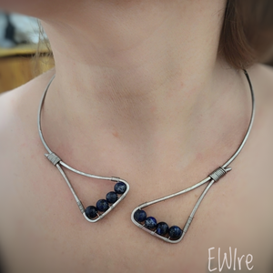 Lápisz lazuli orvosi fém nyakék, drótékszer - Meska.hu