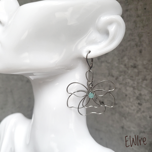 Virág orvosi fém fantázia fülbevaló amazonit ásványgolyóval - ékszer - fülbevaló - lógó fülbevaló - Meska.hu