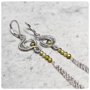 Cirkon gyöngyös hosszú fantázia fülbevaló, drótékszer - ékszer - fülbevaló - lógó fülbevaló - Meska.hu