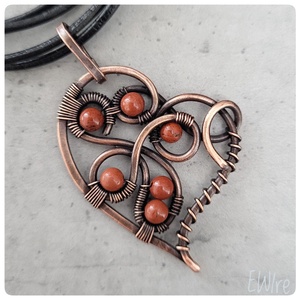 Szív medál, vörösréz szív vörös jáspissal, drótszív, drótékszer, Ékszer, Nyaklánc, Medál, Ékszerkészítés, Fémmegmunkálás, MESKA