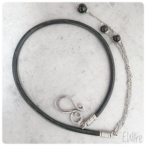 Lasszó nyaklánc 5 mm vastag bőr, orvosi fémmel és ónixszal - ékszer - nyaklánc - medál nélküli nyaklánc - Meska.hu