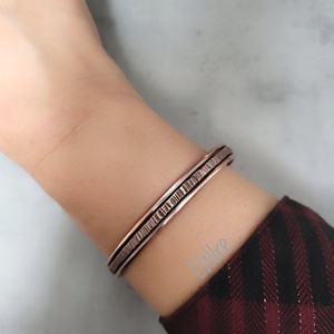 Vésett mintás nyitott karperec 2. egyedi kézműves drótékszer, réz ékszer - ékszer - karkötő - karperec - Meska.hu