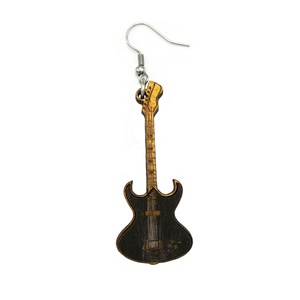 I love music - gitáros fülbevaló - ékszer - fülbevaló - lógó fülbevaló - Meska.hu