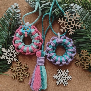 Demon Hunters Stílusú makramé karácsonyfadísz - Meska.hu