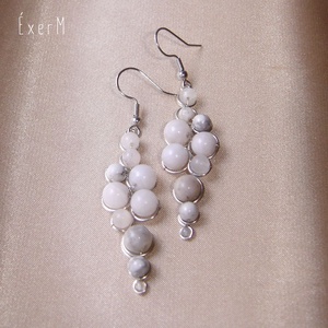 Felhő - fehér statement ásvány fülbevaló, Ékszer, Fülbevaló, Lógó fülbevaló, Ékszerkészítés, Fémmegmunkálás, MESKA