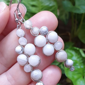 Felhő - fehér statement ásvány fülbevaló - ékszer - fülbevaló - lógó fülbevaló - Meska.hu