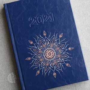Rosegold+ezüst mandala mintás sötétkék határidőnapló, A/5-ös, napi beosztású, szabadkézzel festett egyedi napló - Meska.hu
