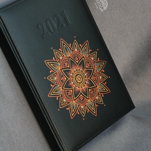 'naplemente' színű mandala mintás határidőnapló, A/5-ös, napi beosztású, szabadkézzel festett egyedi napló - otthon & életmód - papír, írószer - jegyzetfüzet & napló - Meska.hu
