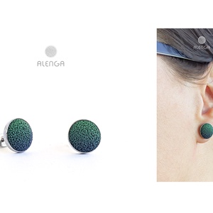 Színátmentes bedugós fülbevaló, fűzöld-sötétkék színben, 10mm-es.  ZSŰRIZETT TERMÉK - ékszer - nyaklánc - medálos nyaklánc - Meska.hu