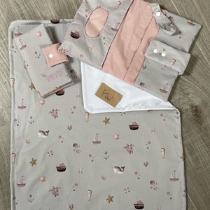 Újszülött alap szett -  tengeri állatok lányos - táska & tok - pelenkatáska - pelenkatartó tok - Meska.hu