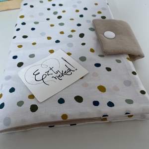 Eü kiskönyv borító - pöttyös - baba - mama - babaemlékek - egészségügyi kiskönyv borító - Meska.hu