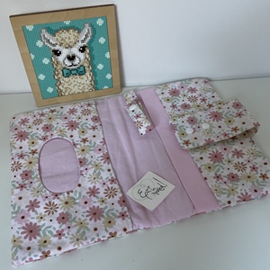 Pelenkázó neszi - pasztell virágos - baba - mama - pelenkázó, babafürdető kellékek - pelenkázó neszeszer, pelenkatartó - Meska.hu