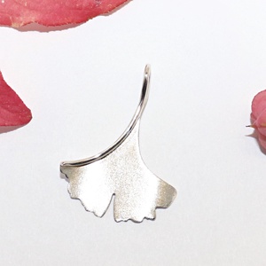 Ginkgo biloba, mattírozott, női ezüst medál (EGK.10), Ékszer, Nyaklánc, Medál, Ékszerkészítés, Ötvös, MESKA