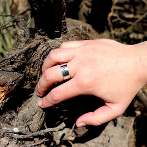 Piros tulipános, nyitott, női ezüst gyűrű, állítható (ETK.28) - ékszer - gyűrű - kerek gyűrű - Meska.hu