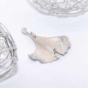Ginkgo biloba, csiszolt, női ezüst kitűző (EGK.29) - ékszer - kitűző és bross - kitűző - Meska.hu