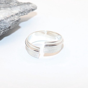 Karikagyűrű, matt és fényes, női ezüst gyűrű, 59-es méret, állítható (EGY.202) - ékszer - gyűrű - statement gyűrű - Meska.hu