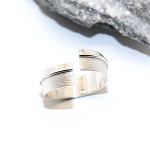 Karikagyűrű, matt és fényes, női ezüst gyűrű, 59-es méret, állítható (EGY.202) - ékszer - gyűrű - statement gyűrű - Meska.hu