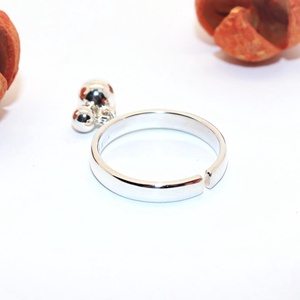 Mozgó golyós, női ezüst gyűrű, 56-os méret, állítható (EGY.192) - ékszer - gyűrű - kerek gyűrű - Meska.hu