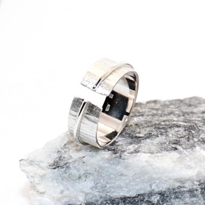 Karikagyűrű huzalall, női ezüst gyűrű, 55-ös méret, állítható (EGY.215) - ékszer - gyűrű - kerek gyűrű - Meska.hu