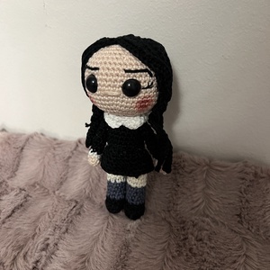 Wednesday Addams Amigurumi figura - játék & sport - plüssállat & játékfigura - más figura - Meska.hu