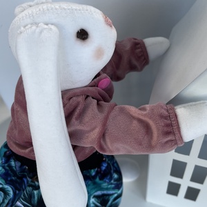 Nyuszi lány - játék & sport - plüssállat & játékfigura - nyuszi - Meska.hu