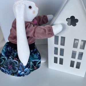 Nyuszi lány - játék & sport - plüssállat & játékfigura - nyuszi - Meska.hu