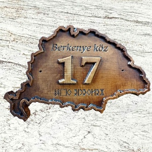 régi nagy Magyarország formájú házszámtábla fából faragva, Otthon & Életmód, Ház & Kert, Házszám, Famegmunkálás, Festett tárgyak, MESKA