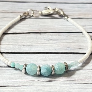 Fagyott csillogás karkötő amazonittal - ékszer - karkötő - gyöngyös karkötő - Meska.hu