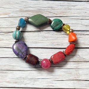 Bohó szivárvány karkötő ásványokkal - ékszer - karkötő - ásványkarkötő - Meska.hu