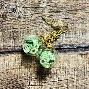 Avocado saláta fülbevaló - ékszer - fülbevaló - lógó fülbevaló - Meska.hu