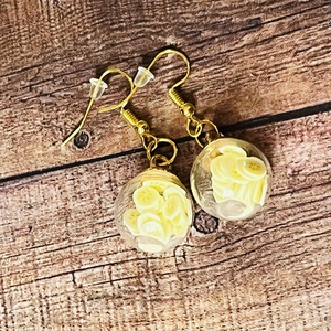 Citrom saláta fülbevaló - ékszer - fülbevaló - lógó fülbevaló - Meska.hu