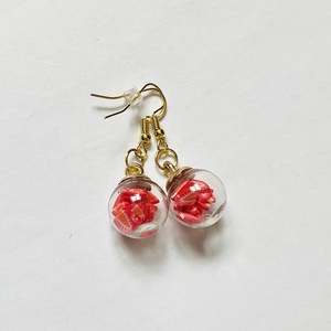 Eper saláta fülbevaló - ékszer - fülbevaló - lógó fülbevaló - Meska.hu