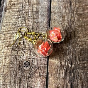 Eper saláta fülbevaló - ékszer - fülbevaló - lógó fülbevaló - Meska.hu