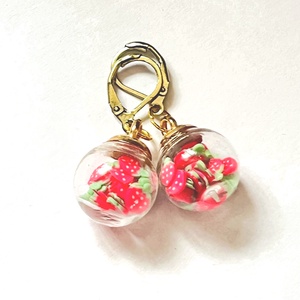 Málna saláta fülbevaló, Ékszer, Fülbevaló, Lógó fülbevaló, Ékszerkészítés, Gyöngyfűzés, gyöngyhímzés, MESKA