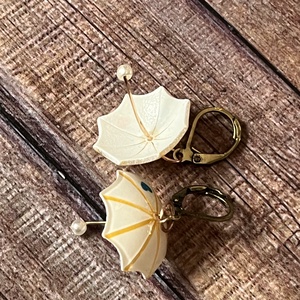 Szerelem az esőben fülbevaló - ékszer - fülbevaló - lógó fülbevaló - Meska.hu