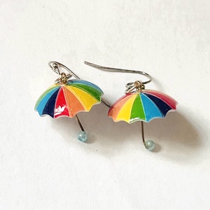 Szivárvány az esőben fülbevaló, Ékszer, Fülbevaló, Lógó fülbevaló, Ékszerkészítés, Gyöngyfűzés, gyöngyhímzés, MESKA