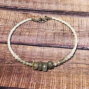 Intuíciö labradorit karkötő - ékszer - karkötő - gyöngyös karkötő - Meska.hu