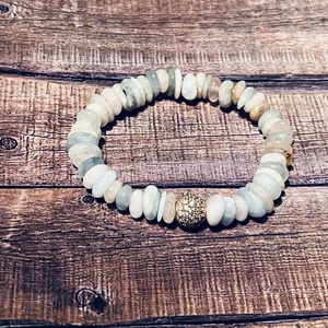 Tisztaság karkötő berillel és cirkon gyönggyel, Ékszer, Karkötő, Ásványkarkötő, Gyöngyfűzés, gyöngyhímzés, Ékszerkészítés, MESKA