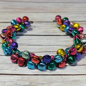 Farsangi csengő-bongó karkötő -  - Meska.hu