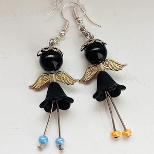 Fekete angyalka színesben fülbevalók - ékszer - fülbevaló - csillár fülbevaló - Meska.hu