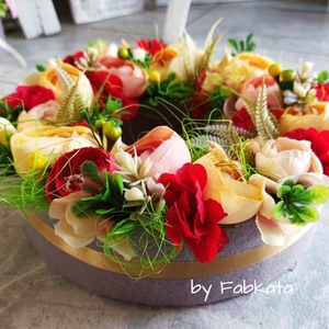 Csupa virágos asztaldísz dekoráció koszorú virágbox doboz  - otthon & életmód - virágdekoráció - virágdíszek - dekor koszorúk, kopogtatók - Meska.hu