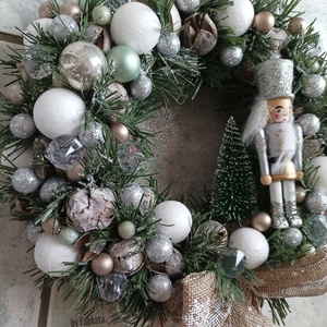 Diótörős adventi karácsonyi ajtódísz kopogtató 24cm koszorú  - karácsony - karácsonyi lakásdekoráció - karácsonyi ajtódíszek - Meska.hu