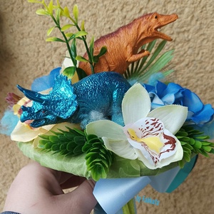 Dínós kisfiú ovis ballagási csokor   - otthon & életmód - dekoráció - asztal és polc dekoráció - asztaldísz - Meska.hu