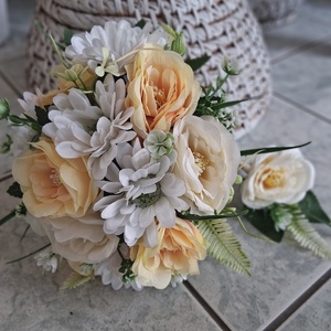 Menyasszonyi csokor kitűzővel - esküvő - menyasszonyi- és dobócsokor - Meska.hu