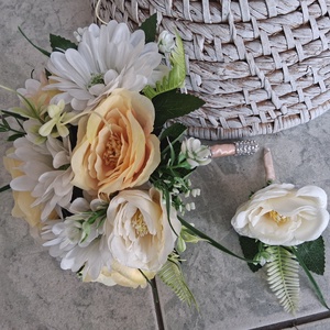 Menyasszonyi csokor kitűzővel - esküvő - menyasszonyi- és dobócsokor - Meska.hu