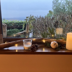 Mini fa dekoráció / Boldog Karácsonyt felirat - karácsony - karácsonyi lakásdekoráció - karácsonyi lakásdíszek - Meska.hu