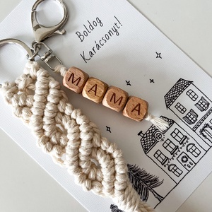MAMA feliratos makramé kulcstartó adventi képeslappal, különleges karácsonyi ajándék nagymamáknak - táska & tok - kulcstartó & táskadísz - kulcstartó - Meska.hu MAMA feliratos makramé kulcstartó adventi képeslappal, különleges karácsonyi ajándék nagymamáknak - táska & tok - kulcstartó & táskadísz - kulcstartó - Meska.hu