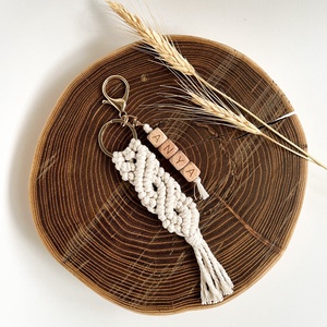 ANYA feliratos makramé kulcstartó adventi képeslappal, különleges karácsonyi ajándék anyukáknak, Táska & Tok, Kulcstartó & Táskadísz, Kulcstartó, Csomózás, MESKA