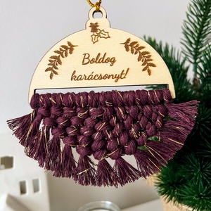 Csillogó, névre szóló makramé karácsonyfadísz, burgundi-arany színű fonalból, személyre szóló karácsonyi ajándék - karácsony - karácsonyi lakásdekoráció - karácsonyfadíszek - Meska.hu Csillogó, névre szóló makramé karácsonyfadísz, burgundi-arany színű fonalból, személyre szóló karácsonyi ajándék - karácsony - karácsonyi lakásdekoráció - karácsonyfadíszek - Meska.hu