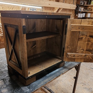 Rusztikus éjjeliszekrény  - otthon & életmód - bútor - szekrény - Meska.hu